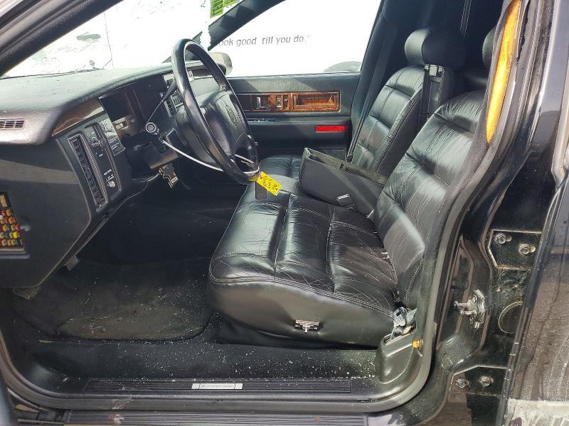 1996 Cadillac Fleetwood Base