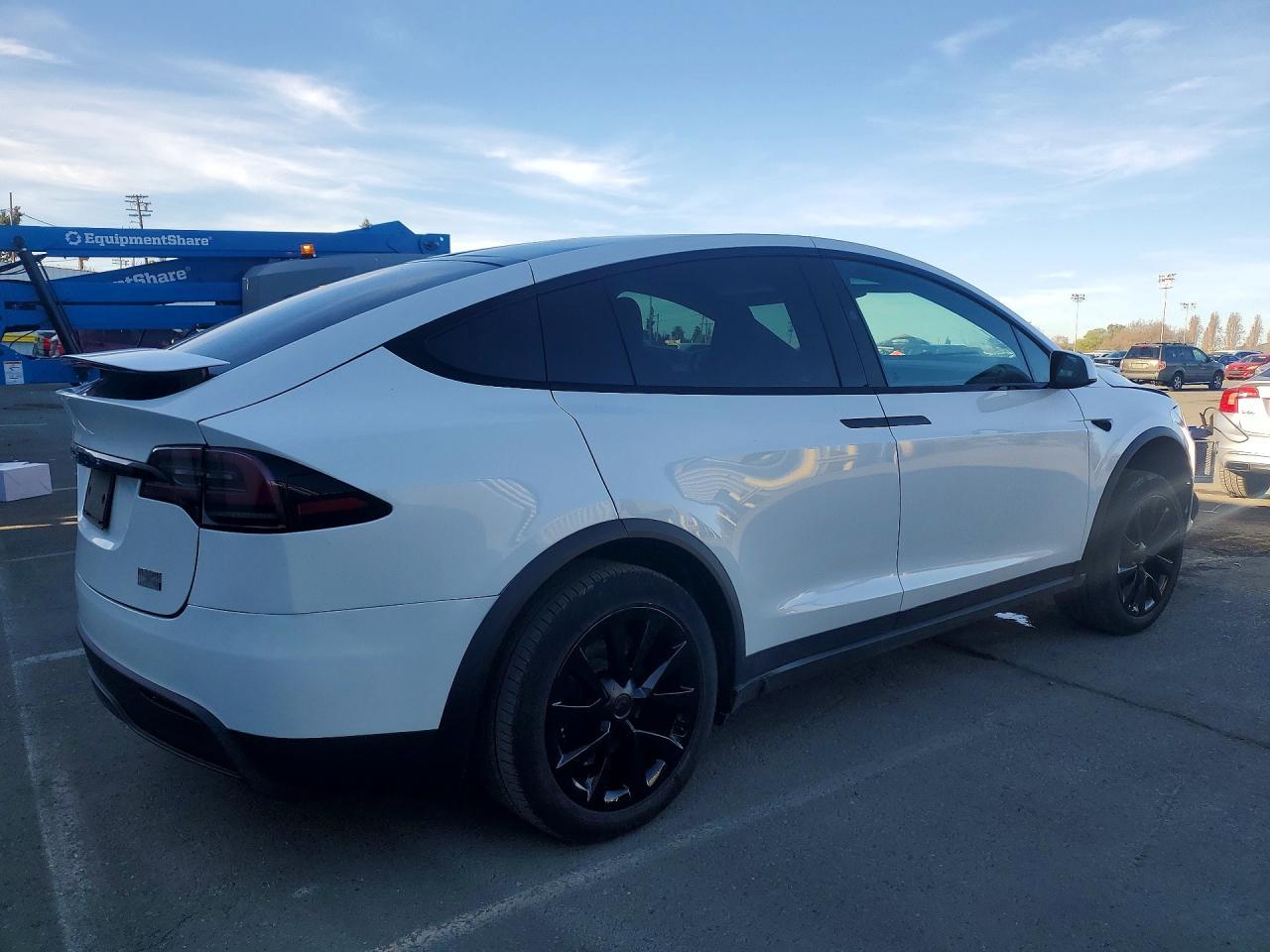 2024 Tesla Model x