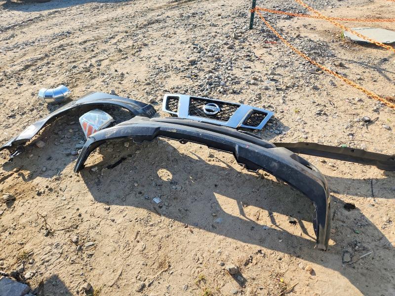 2009 Nissan Frontier XE