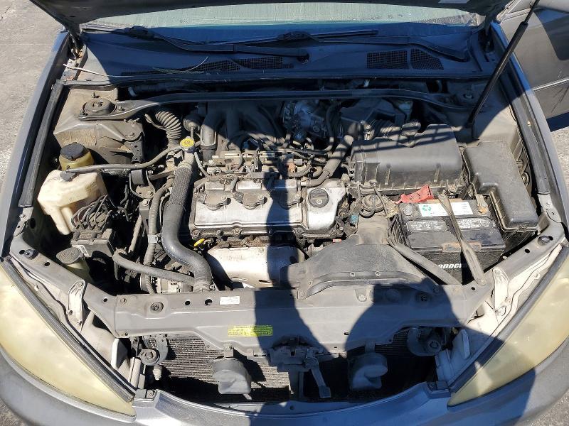 2005 Toyota Camry xle V6