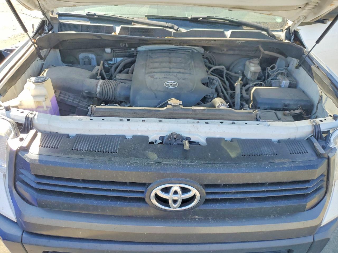 2016 Toyota Tundra SR