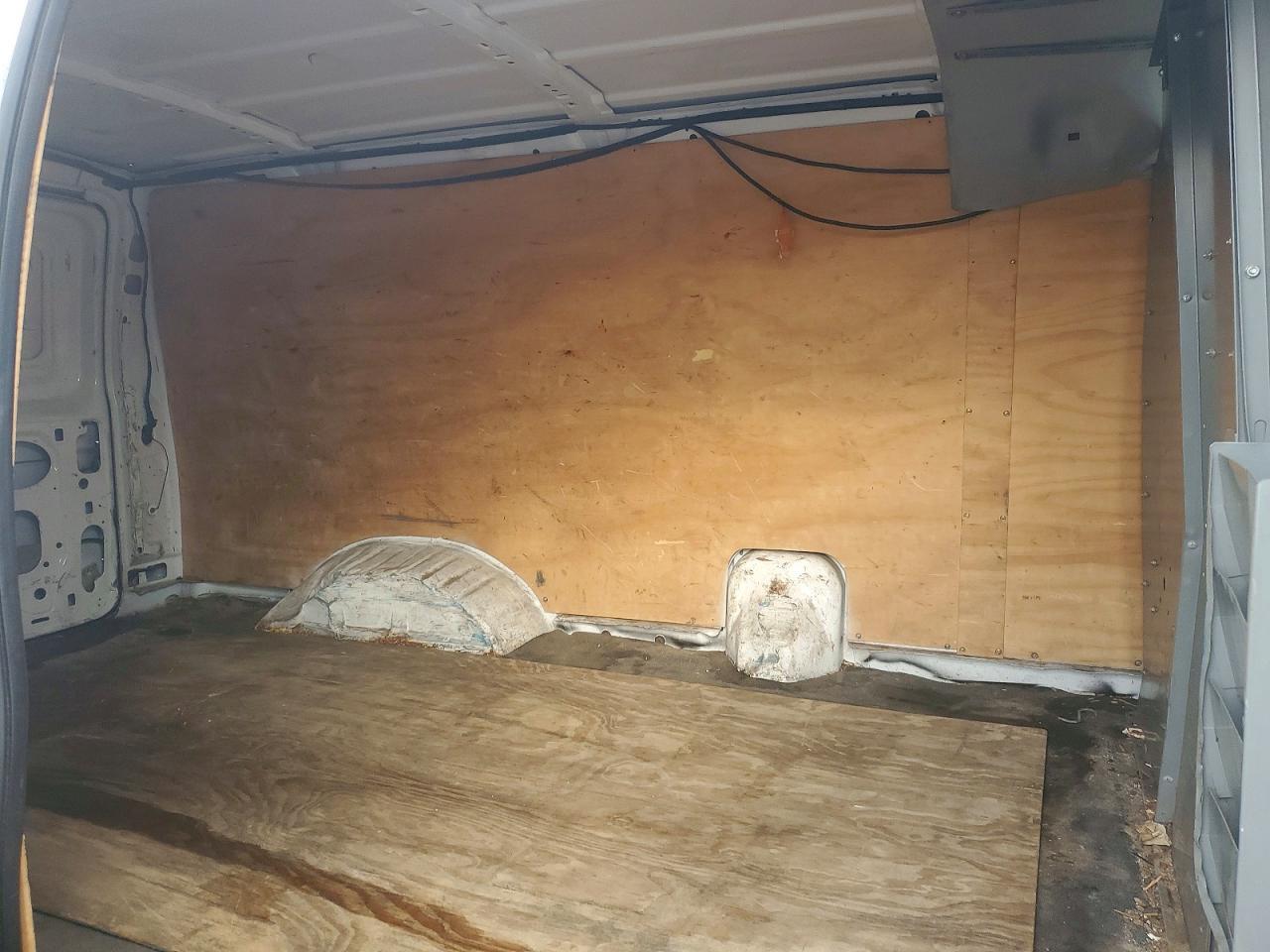 2005 Ford Econoline E250 van