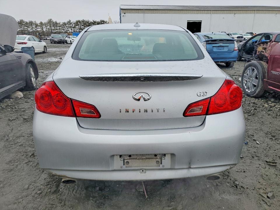 2010 Infiniti G37 Base