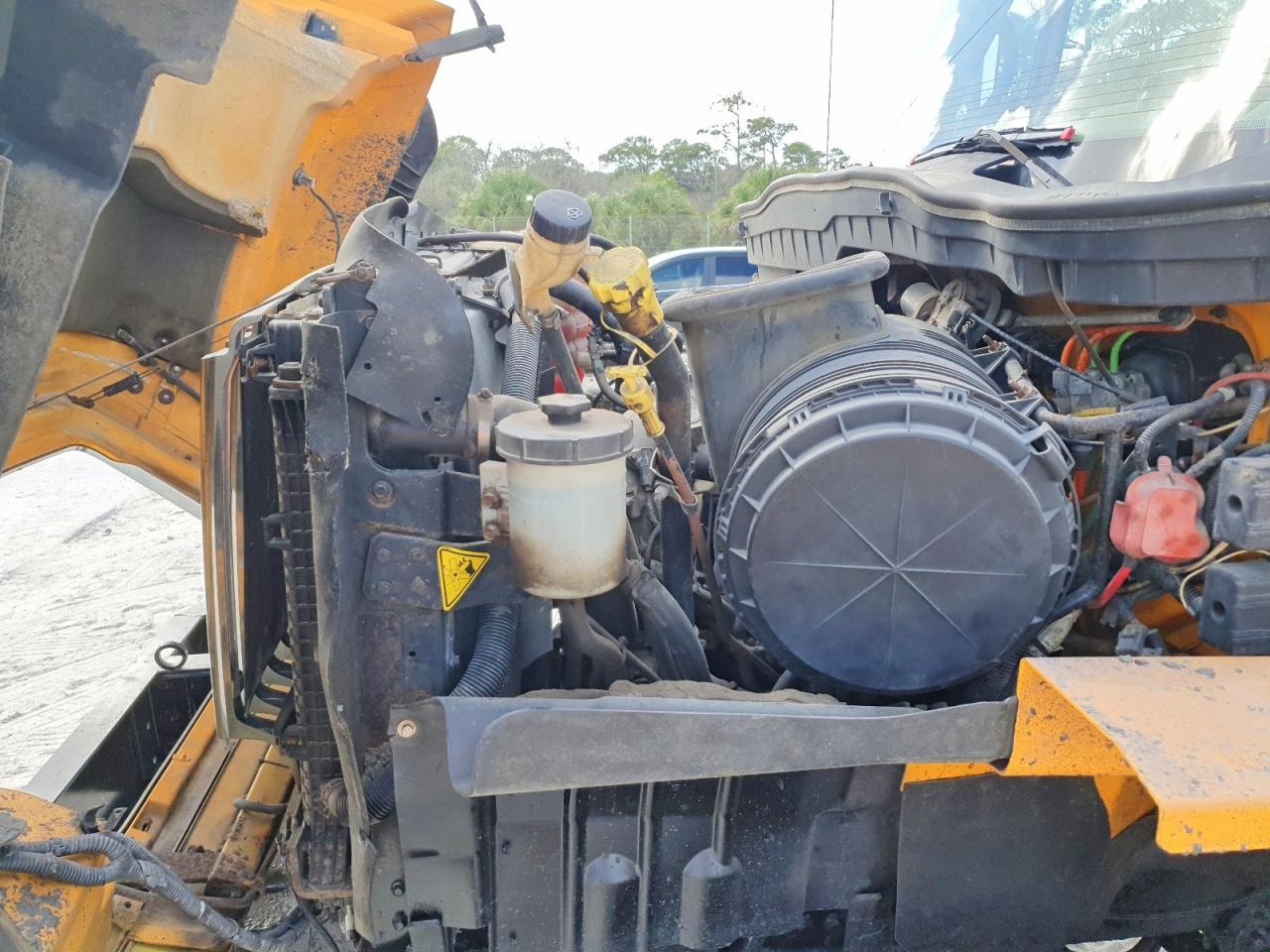 2011 International 7600 Truck Cab AND Chassis