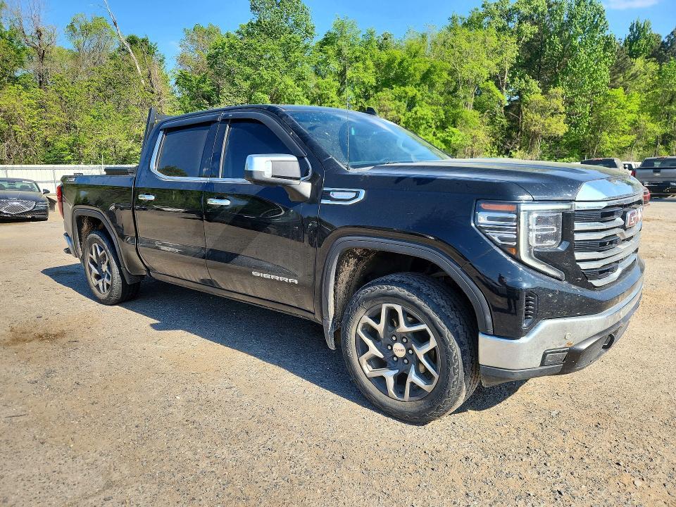 2022 GMC Sierra K1500 SLT