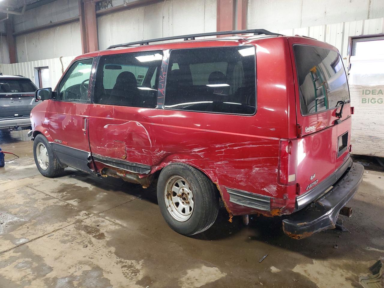 1999 Chev Astro