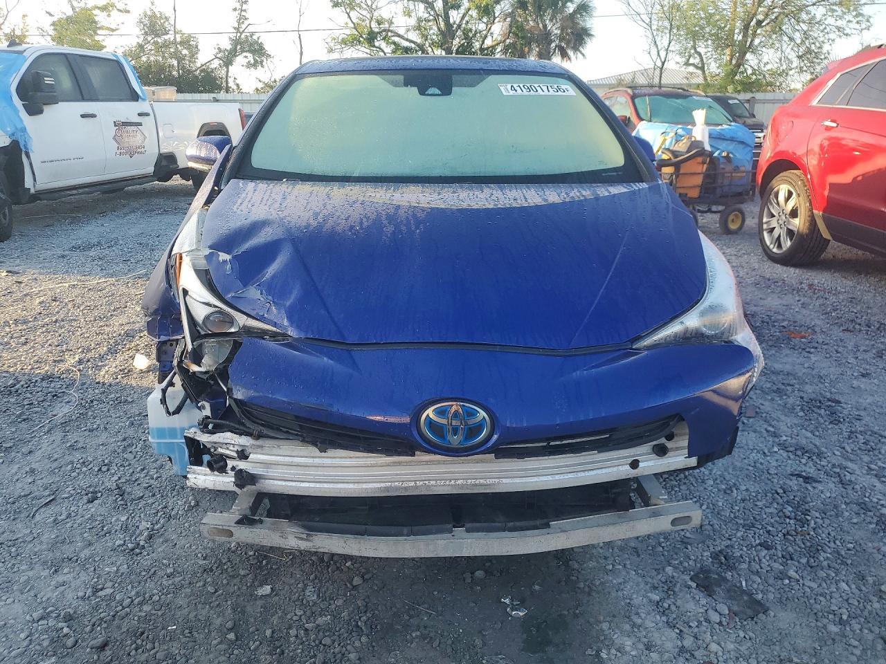 2016 Toyota Prius Three