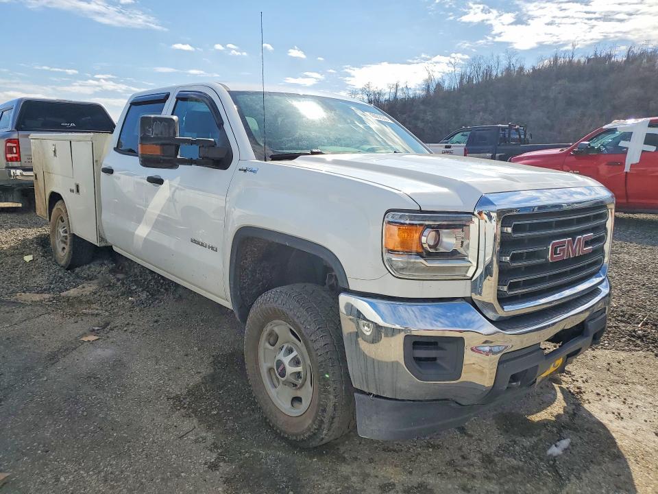 2018 GMC Sierra Utility / Service Truck