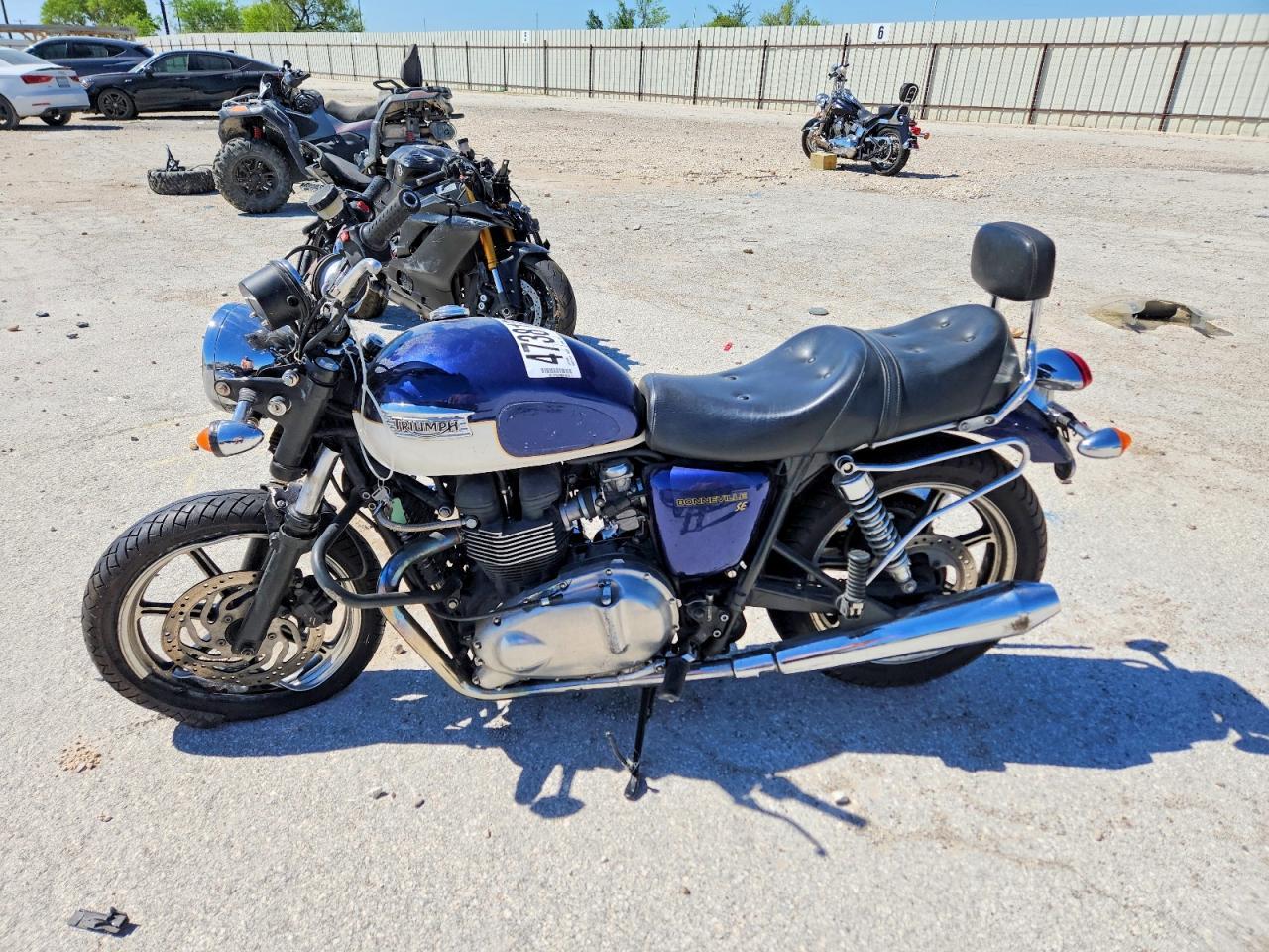 2011 Trum Bonneville