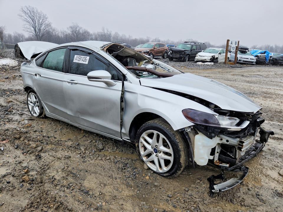 2015 Ford Fusion se
