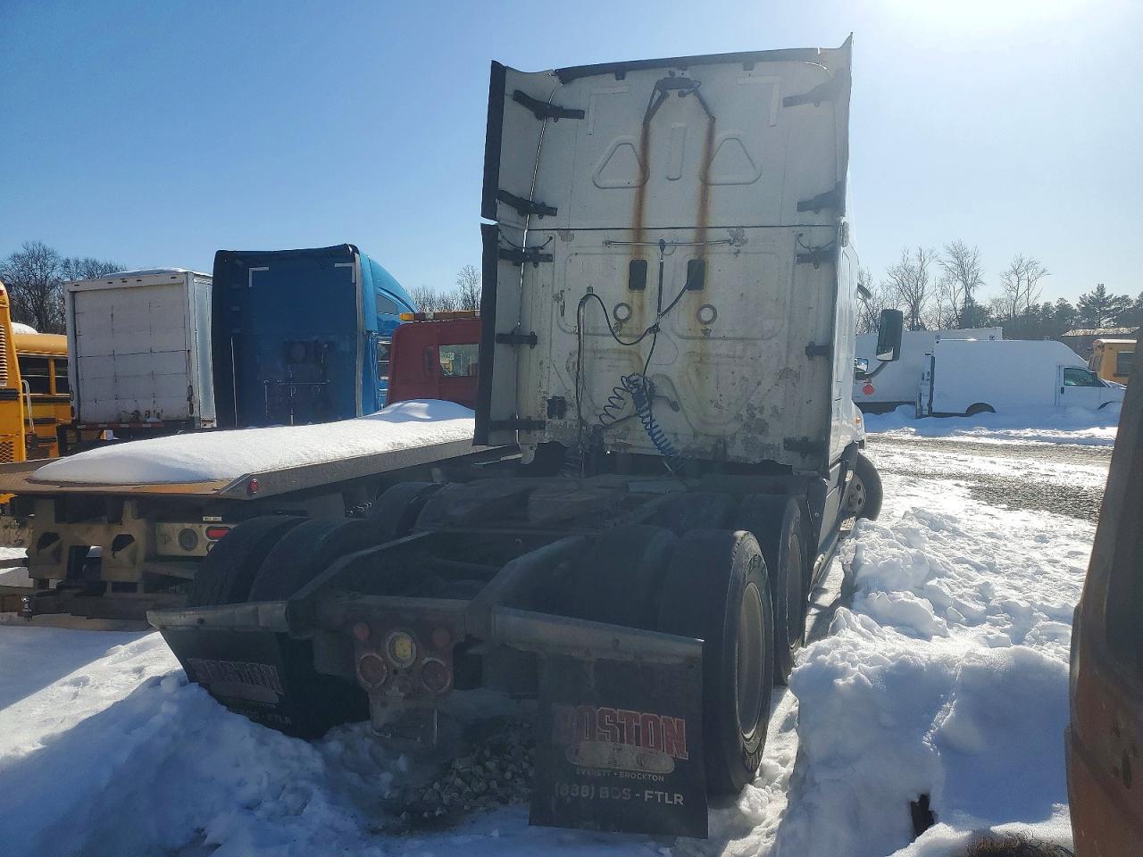 2016 Freightliner Cascadia 125 Semi Truck