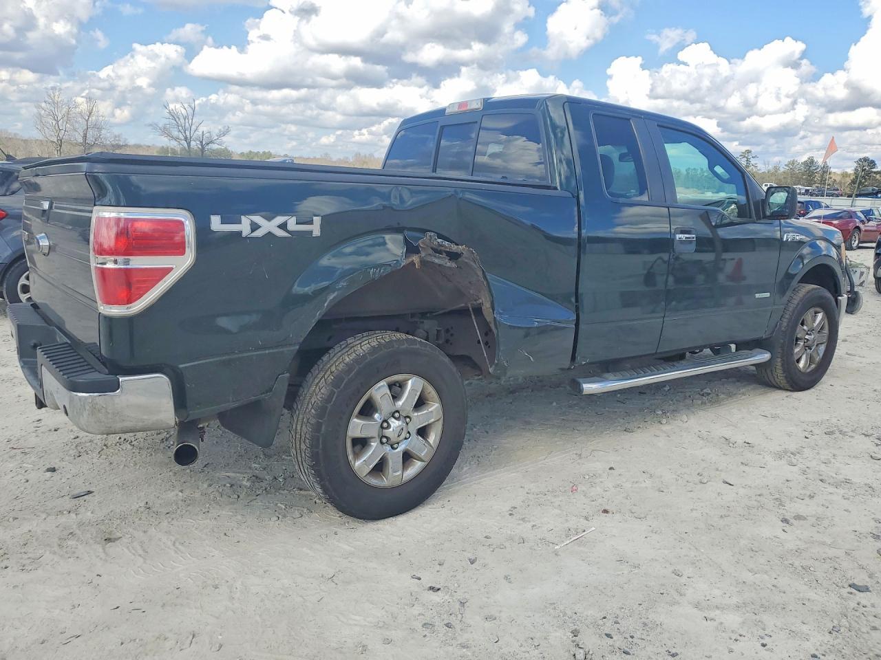 2014 Ford F150 Super cab
