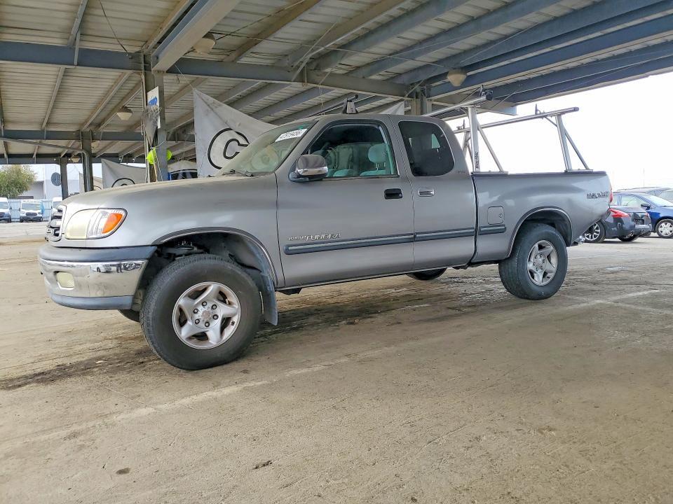 2002 Toyota Tundra SR5 V8