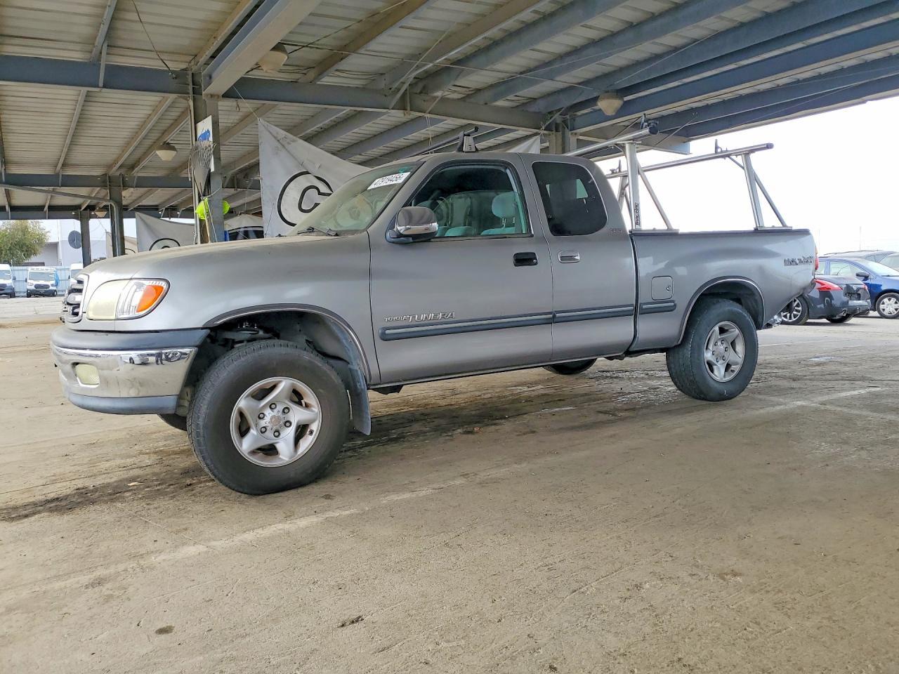2002 Toyota Tundra SR5 V8