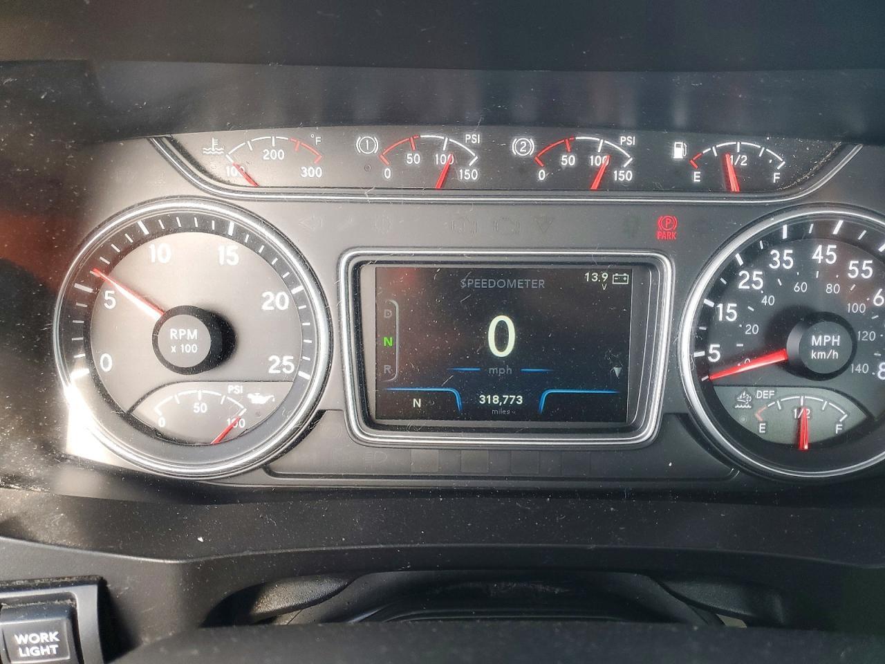 2019 International LT625