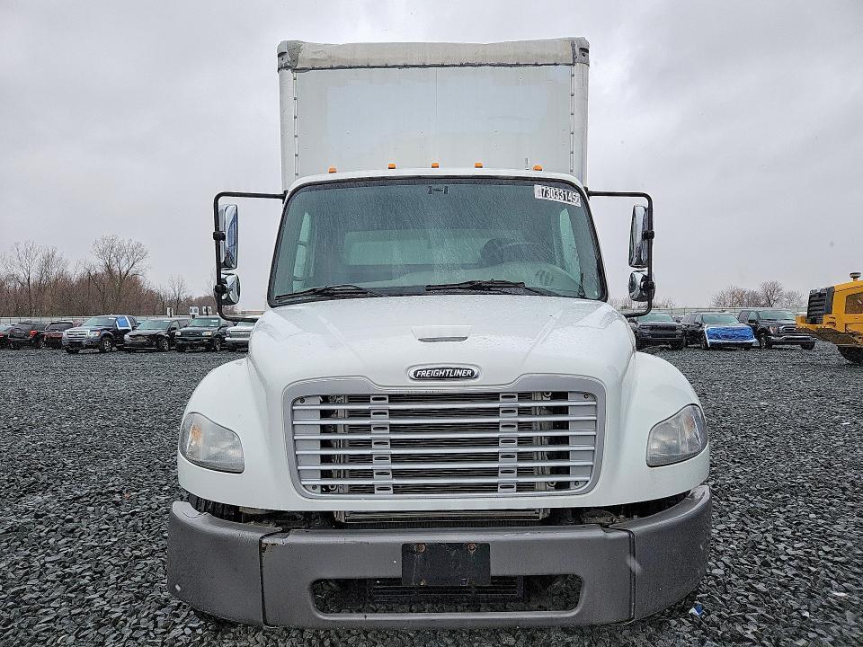 2017 Freightliner Business Class M2 box Truck