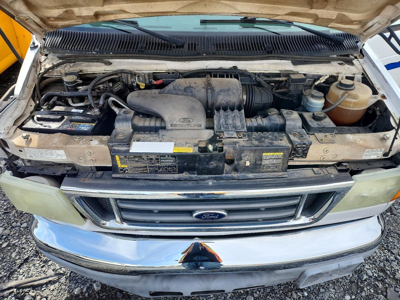 2004 Ford Econoline E350 Super Duty Cutaway Van