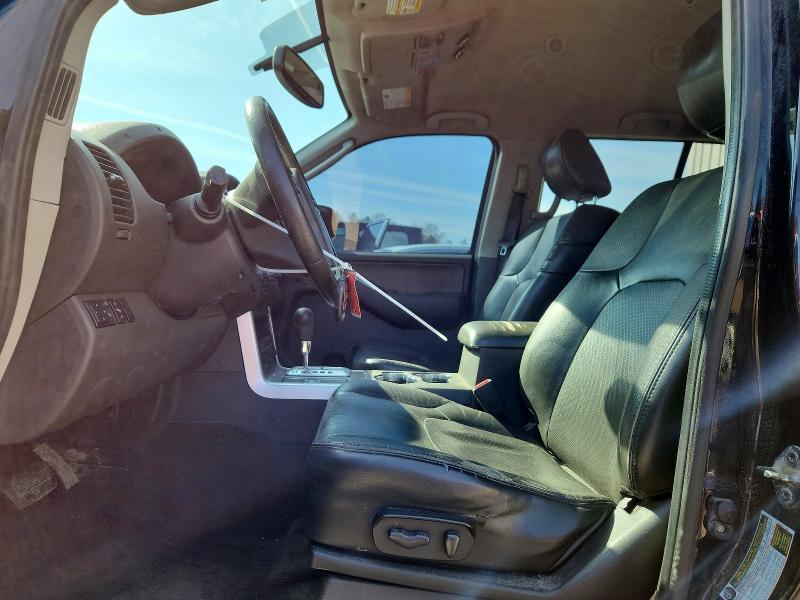 2012 Nissan Pathfinder s