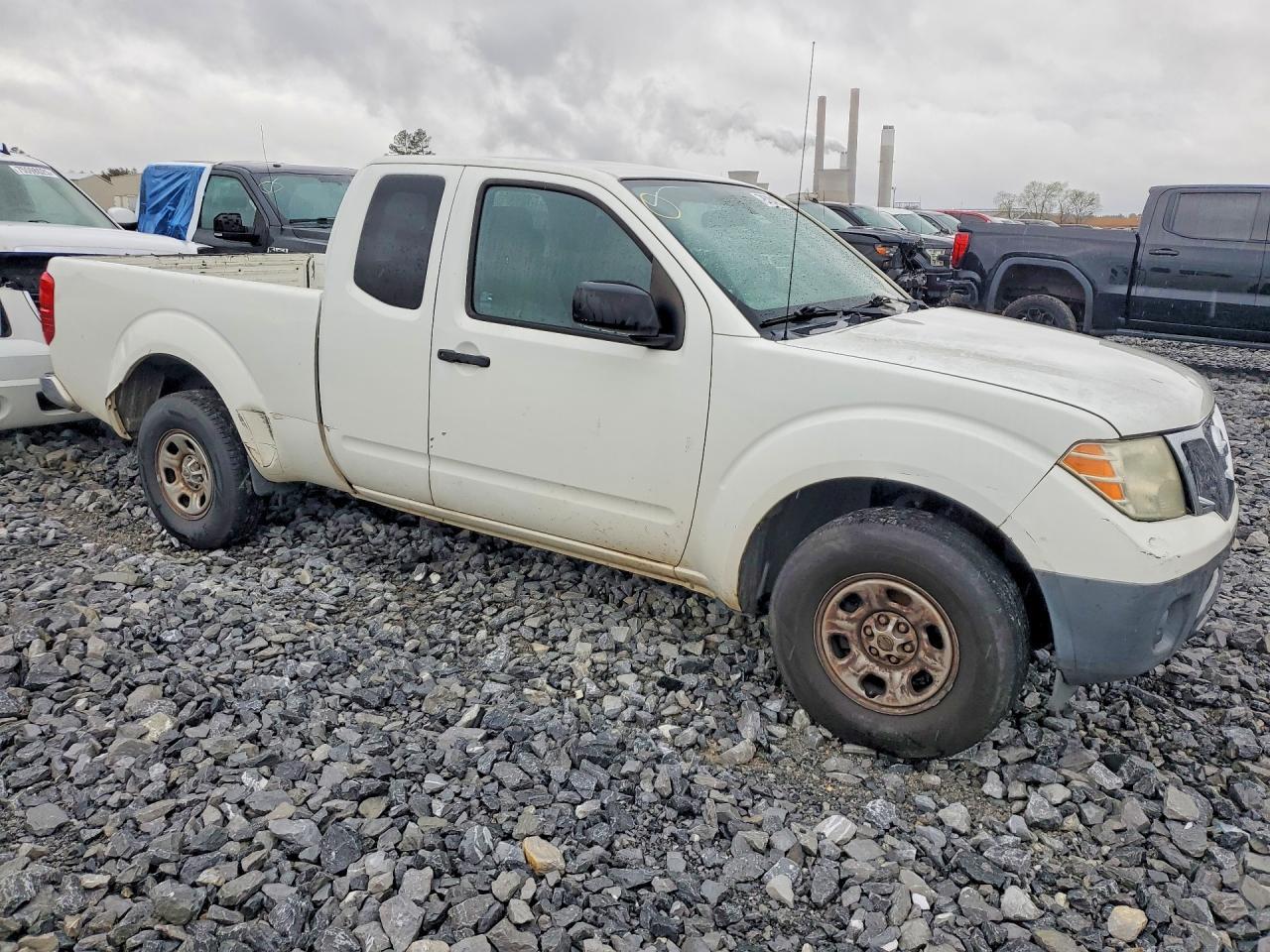 2015 Nissan Frontier S