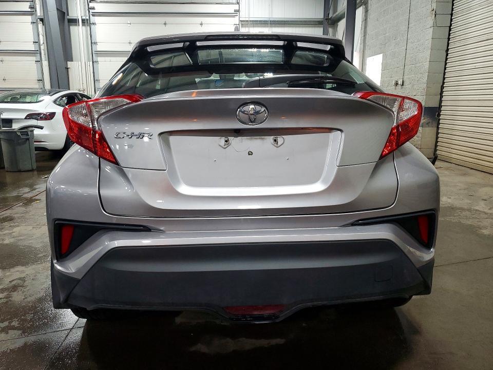 2018 Toyota C-hr xle Premium