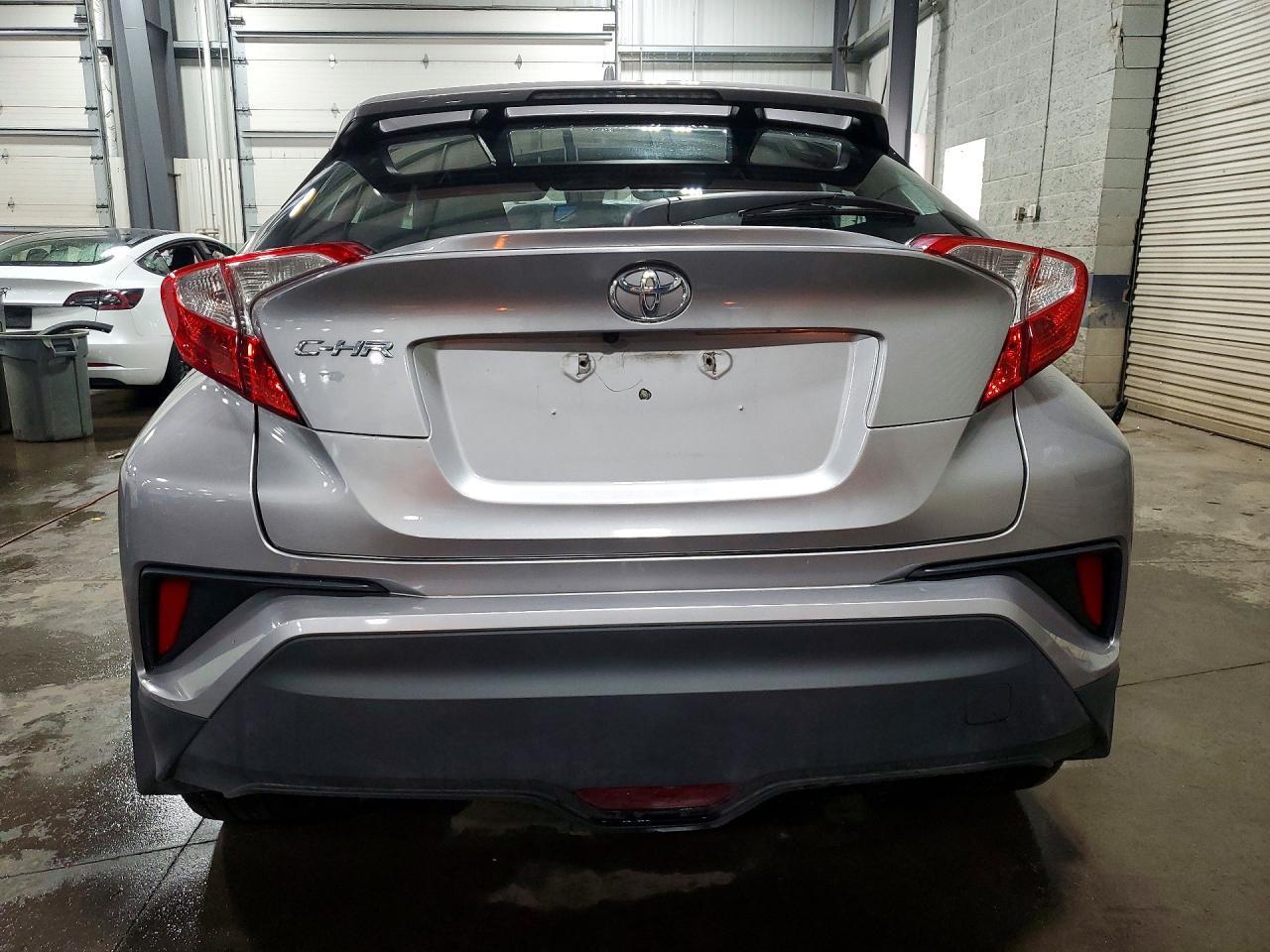 2018 Toyota C-hr xle Premium