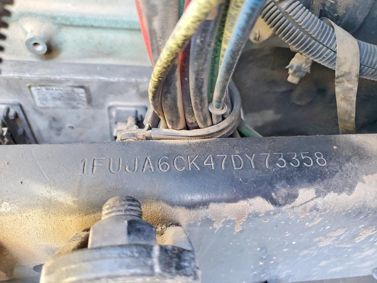 2007 Freightliner Columbia 120 Semi Truck