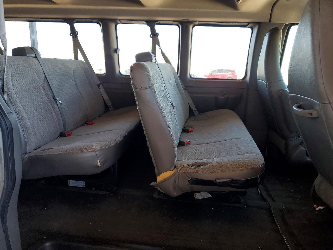 2017 Chevrolet Express G3500 LT