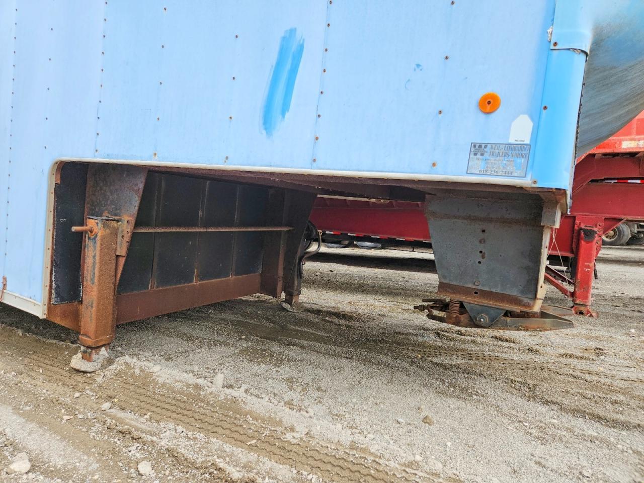 1990 Wells Cargo CVG2825 Enclosed Cargo Trailer