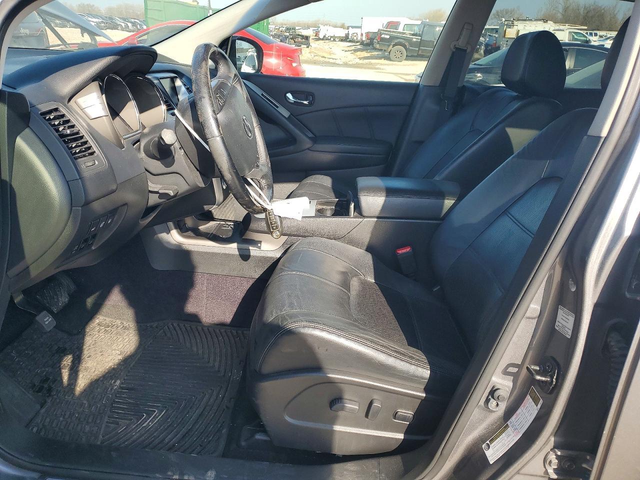 2013 Nissan Murano s