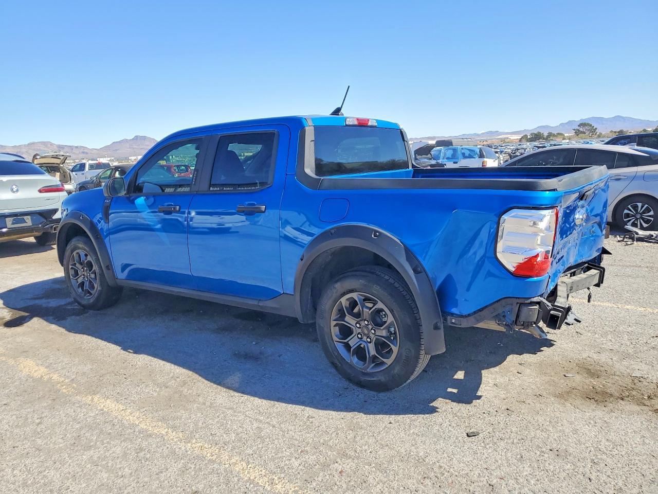 2022 Ford Maverick XL