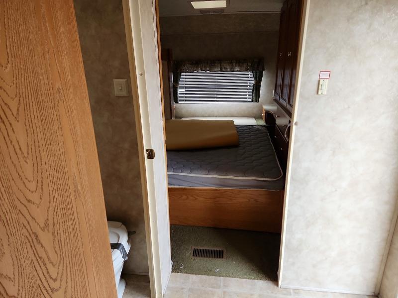 2005 Keystone Keystone