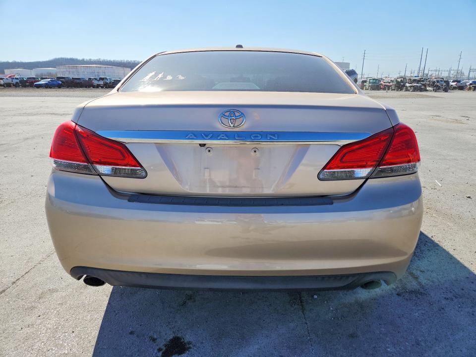 2011 Toyota Avalon Base