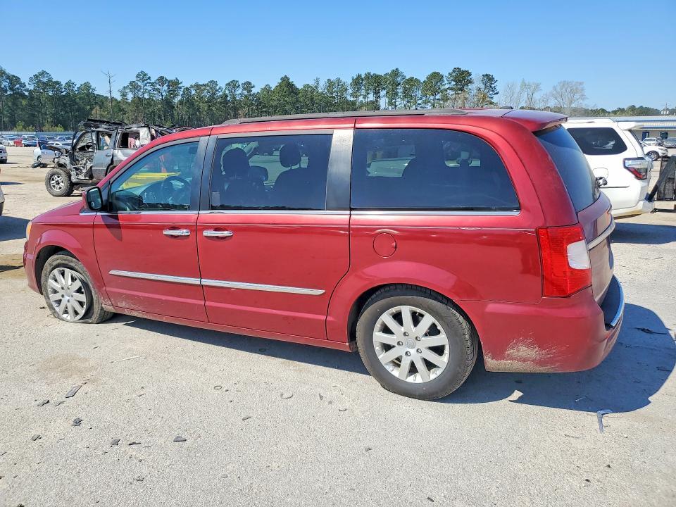 2016 Chrysler Town & Country Touring