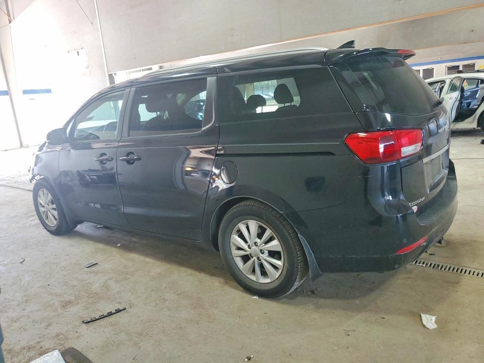 2017 KIA Sedona lx