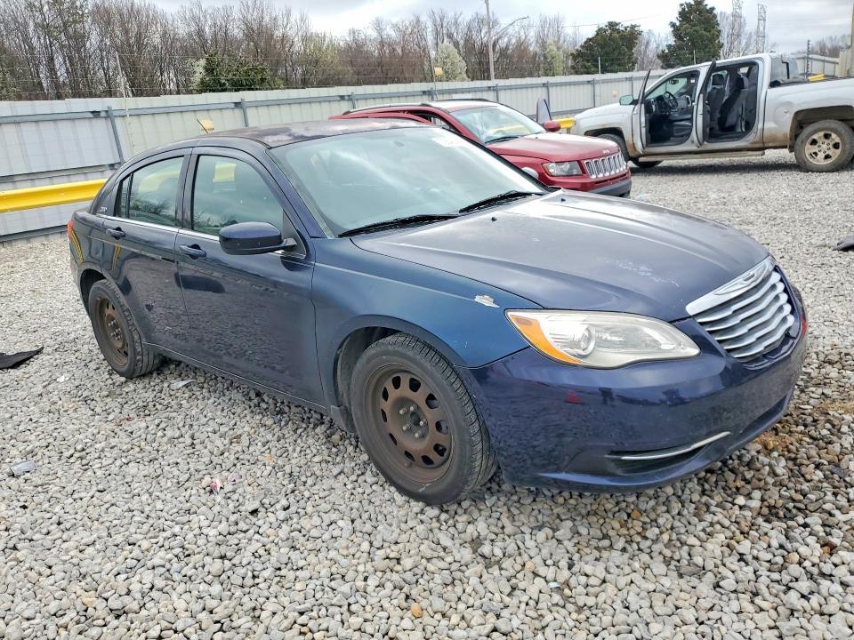 2014 Chrysler 200 lx