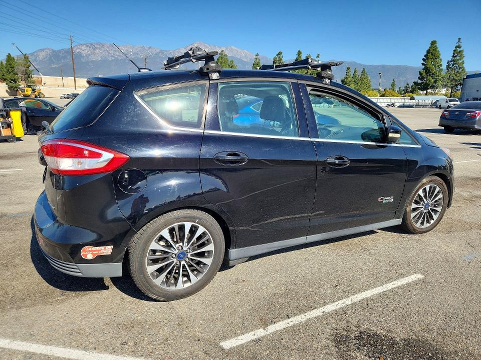 2017 Ford C-max Titanium