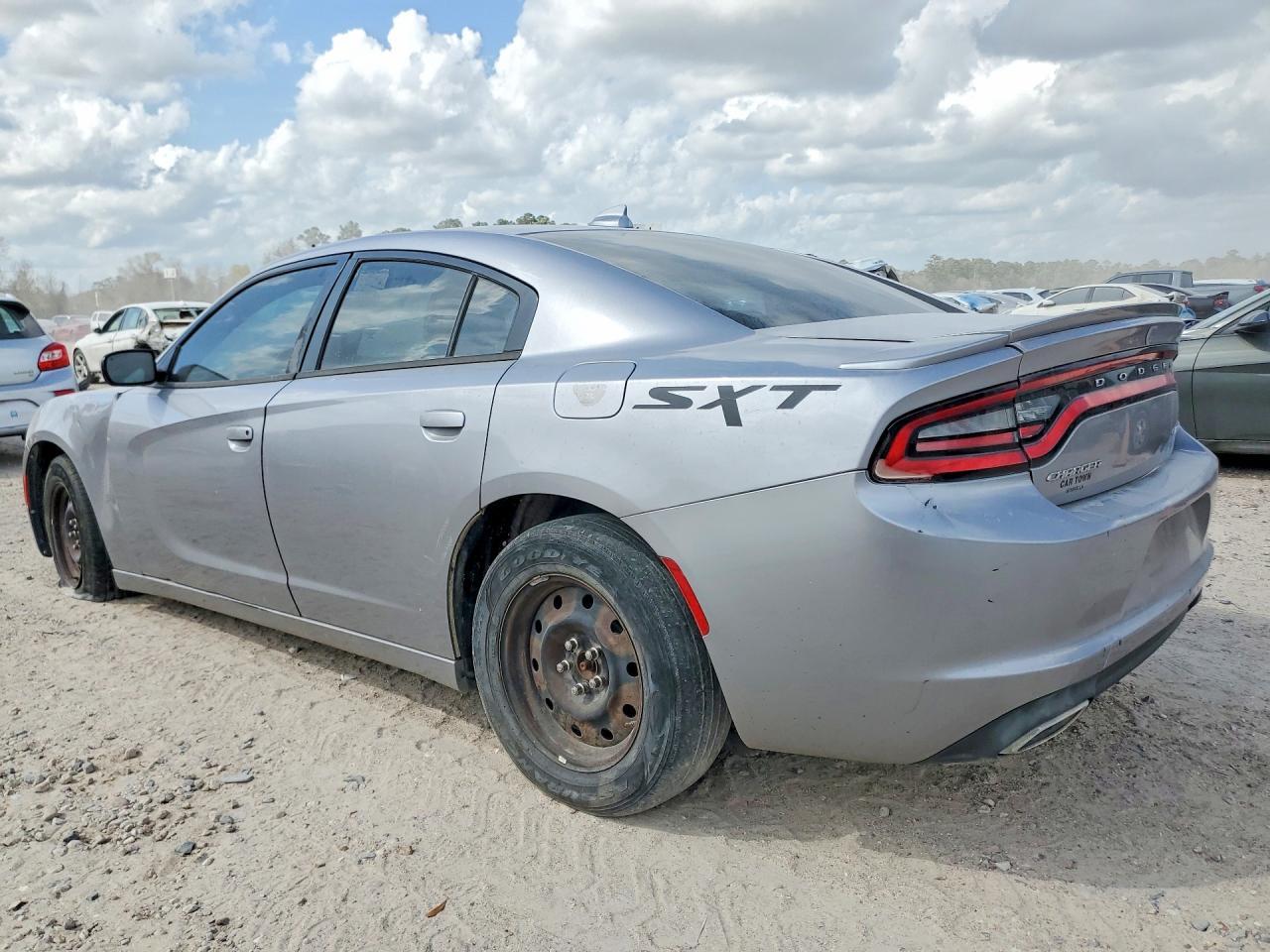 2016 Dodge Charger sxt