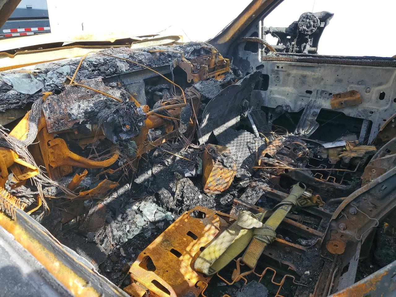 2008 Chevrolet Silverado Flatbed Truck