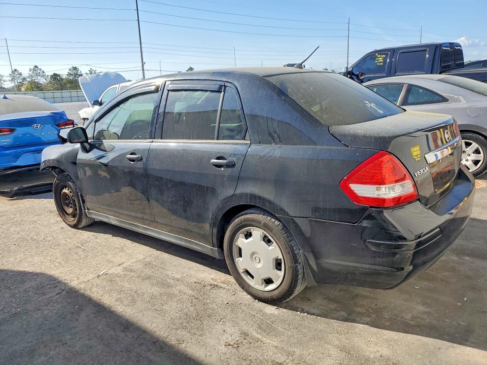 2009 Nissan Versa 1.8 s