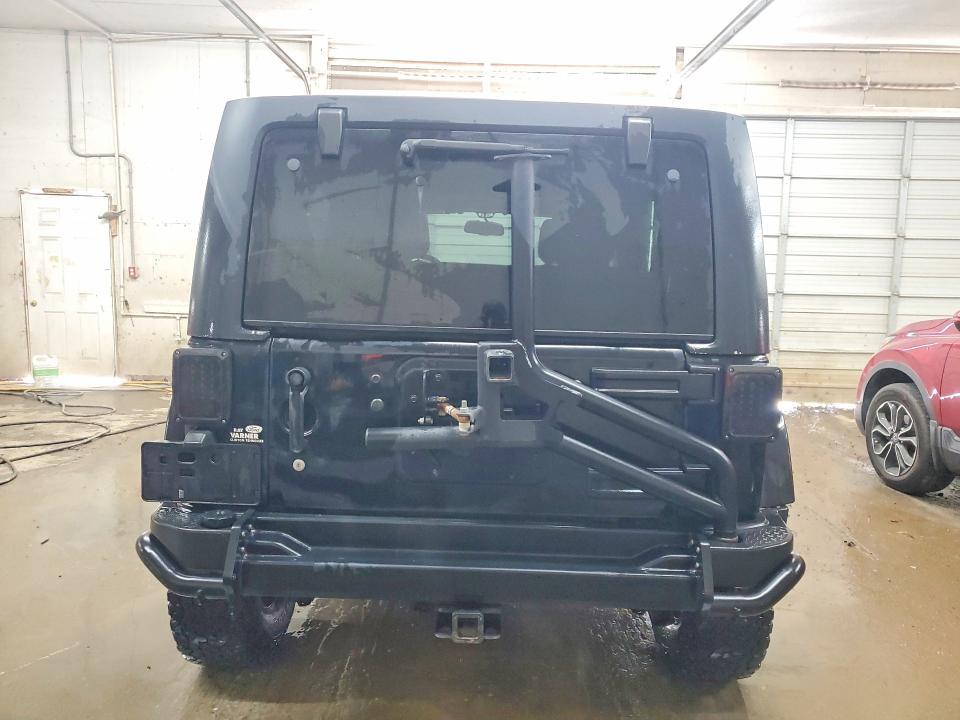 2013 Jeep Wrangler Unlimited Sahara