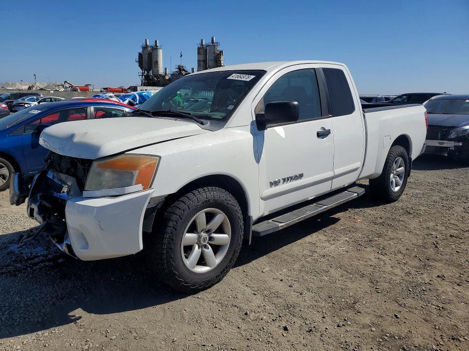 2012 Nissan Titan SV