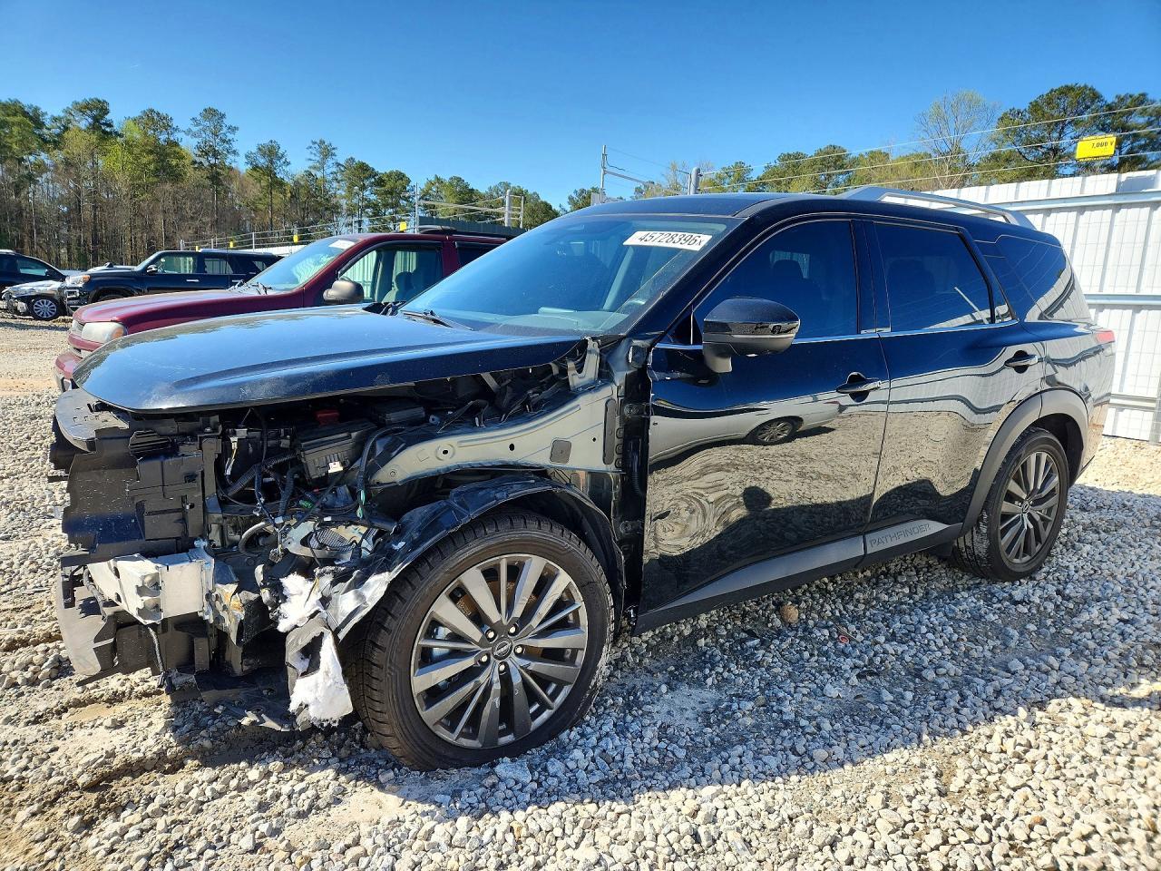 2024 Nissan Pathfinder sl
