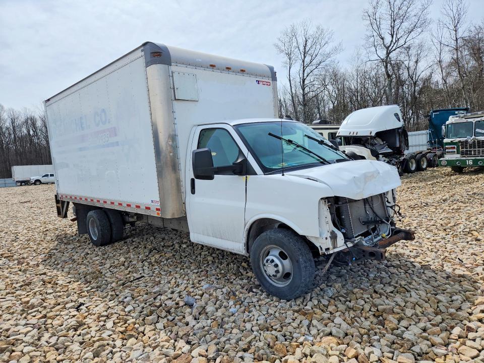 2019 Chev Rolet Express BOX Truck