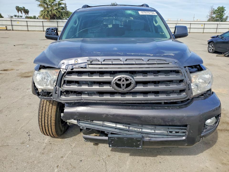 2017 Toyota Sequoia SR5