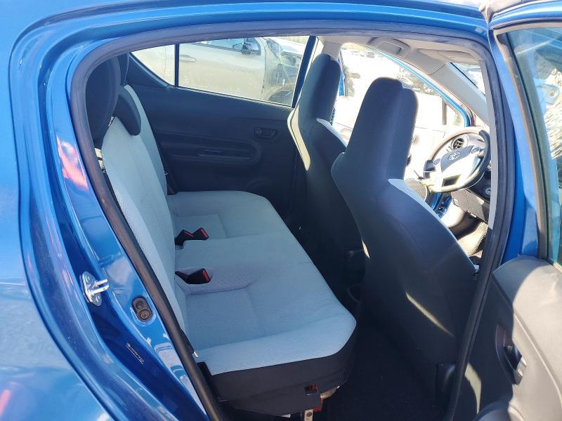 2015 Toyota Prius c one