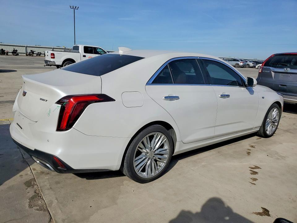 2023 Cadillac CT4 Premium Luxury