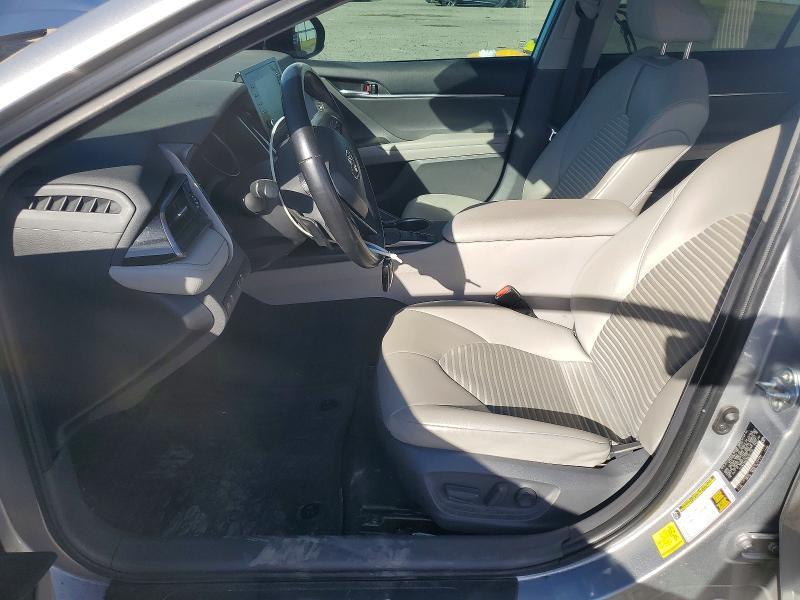 2021 Toyota Camry Hybrid se