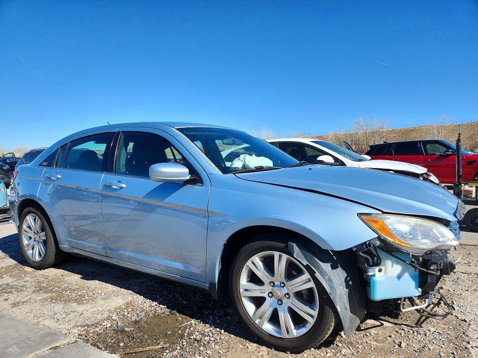 2012 Chrysler 200 Touring