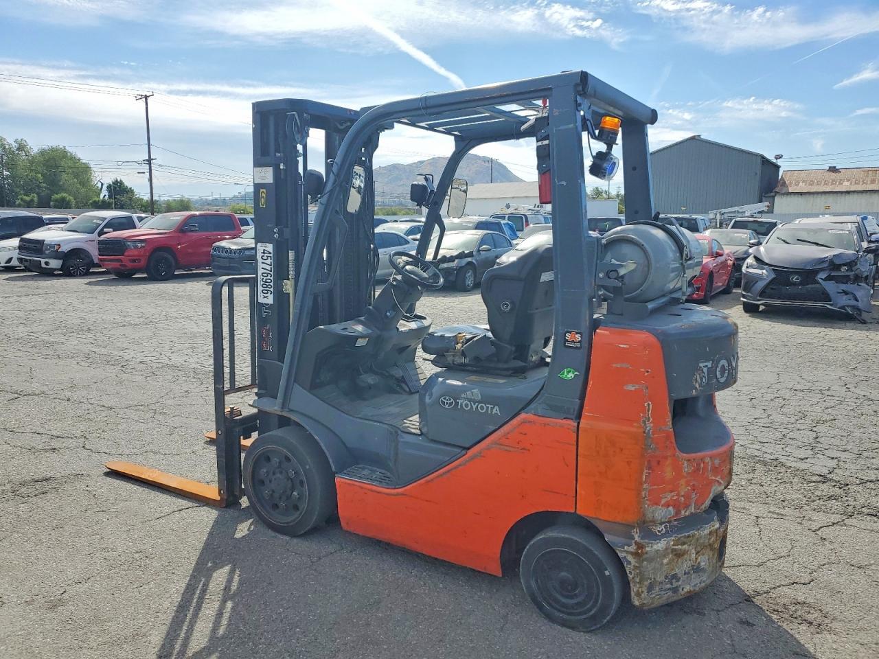 2017 Toyota 8FGCU25 Forklift