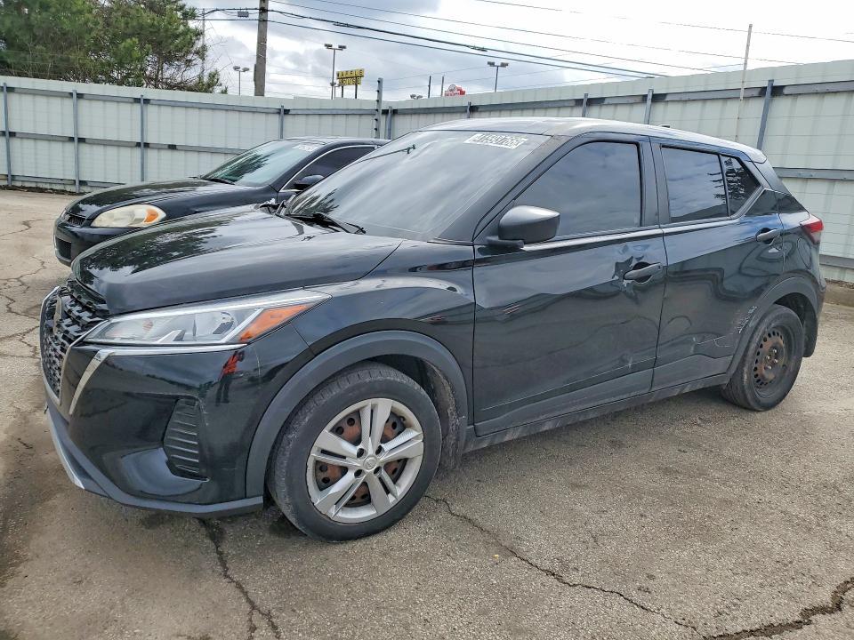 2021 Nissan Kicks s